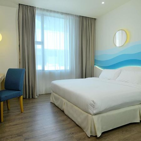 Oceania Hotel Kota Kinabalu Dış mekan fotoğraf