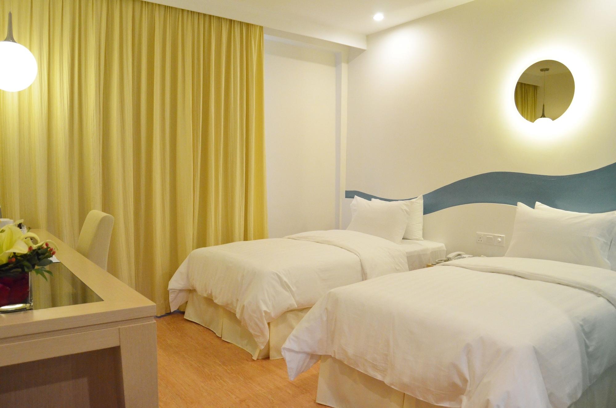 Oceania Hotel Kota Kinabalu Dış mekan fotoğraf