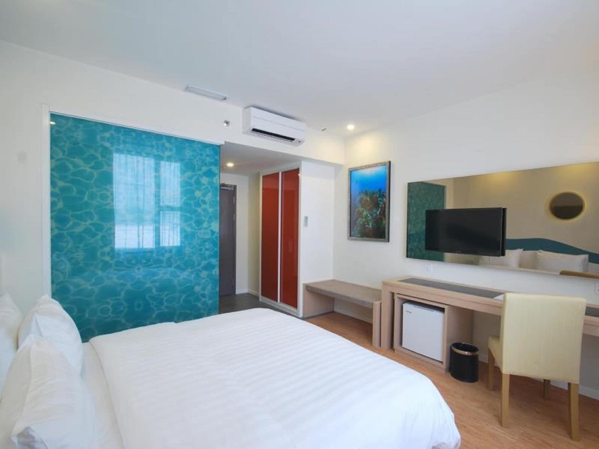 Oceania Hotel Kota Kinabalu Dış mekan fotoğraf