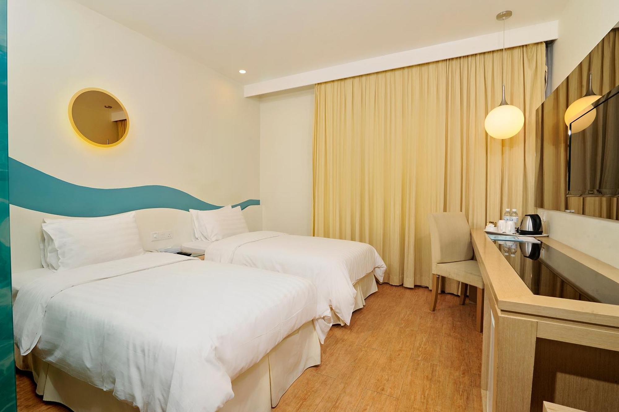 Oceania Hotel Kota Kinabalu Dış mekan fotoğraf