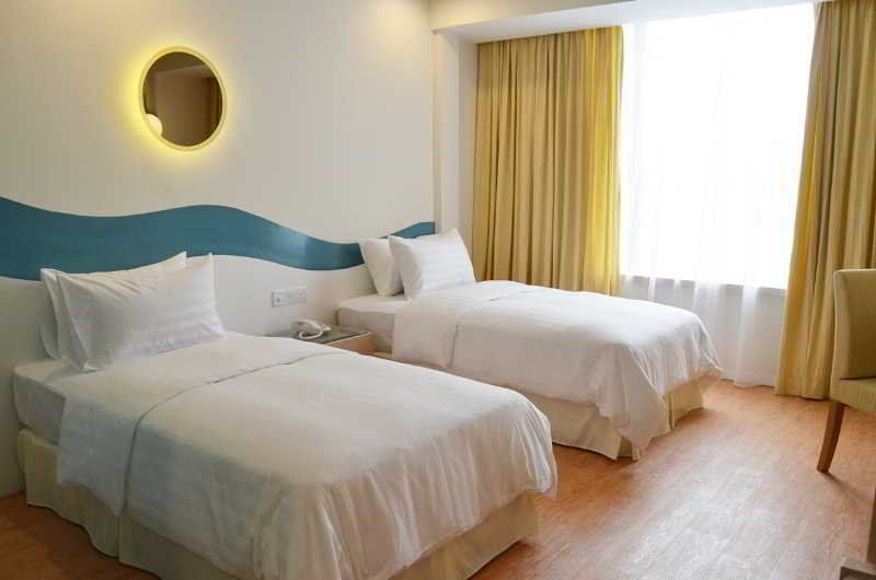 Oceania Hotel Kota Kinabalu Dış mekan fotoğraf