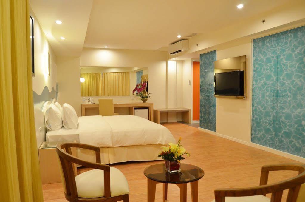 Oceania Hotel Kota Kinabalu Dış mekan fotoğraf