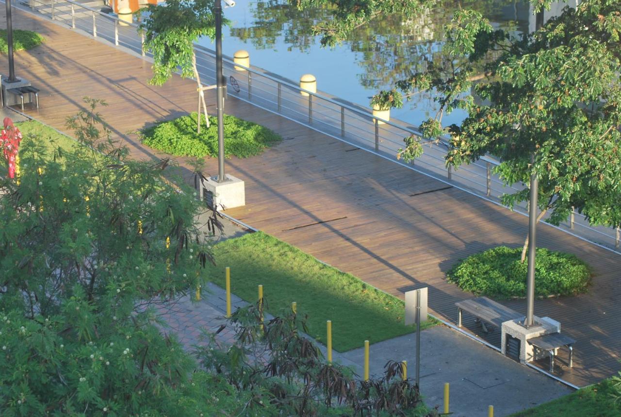 Oceania Hotel Kota Kinabalu Dış mekan fotoğraf