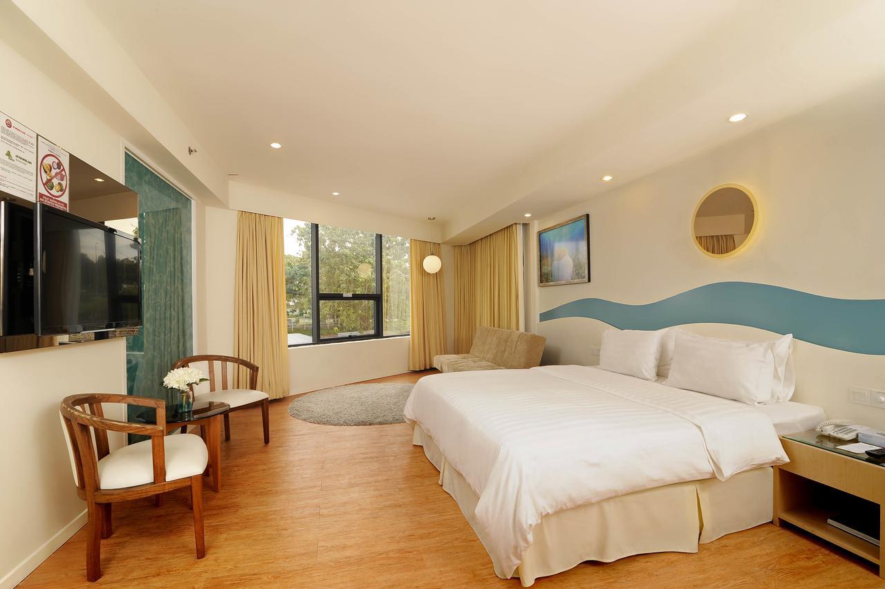 Oceania Hotel Kota Kinabalu Dış mekan fotoğraf